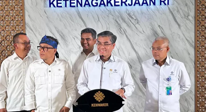 Investigasi Menaker Bongkar Skandal Perekrutan TKA