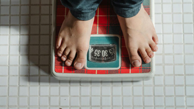 Kapan dan Bagaimana Menimbang Berat Badan yang Akurat dan Tepat