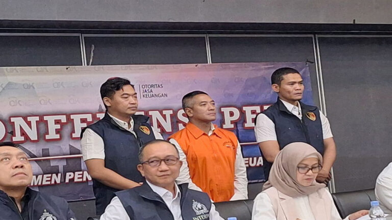 Polri Masih Kejar Buronan Kasus Kresna Grup dan Wanaartha Life Usai Pulangkan Adrian Gunadi