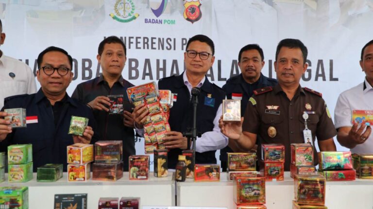 BPOM Mengingatkan Bahaya Bahan Kimia Obat di Produk Herbal: Ancaman Nyata untuk Ginjal dan Jantung