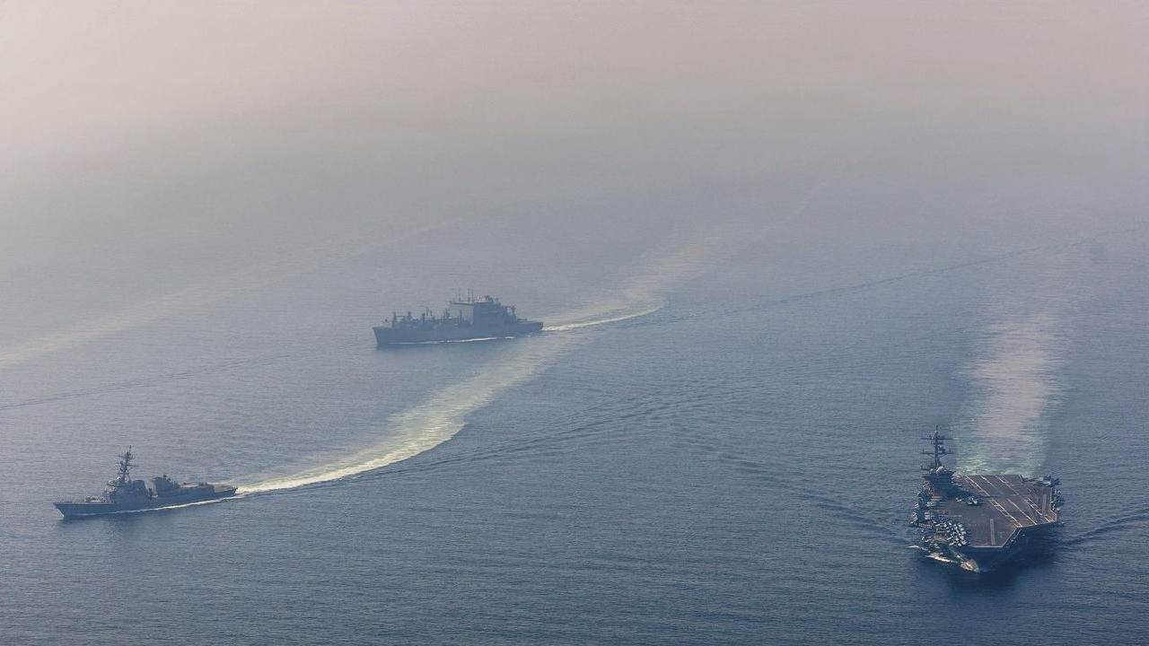 AS Tarik Seluruh Kapal Perang dari Bahrain, Sinyal Segera Serang Iran?