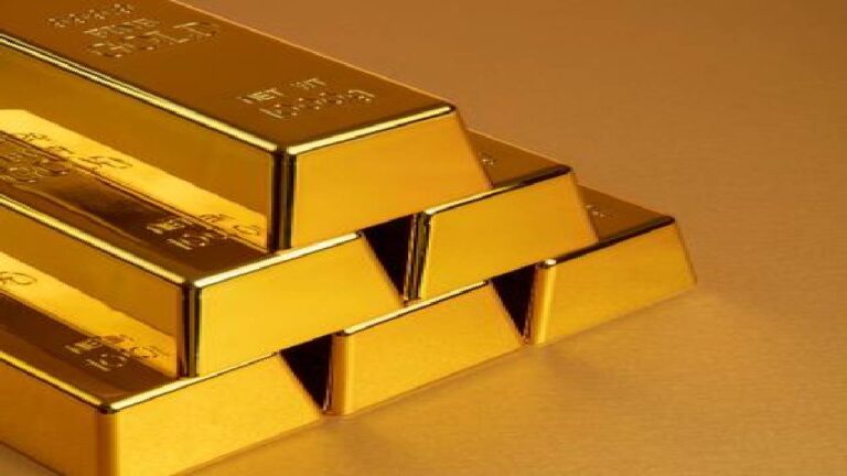 Harga Emas Dunia Siap Catat Penurunan Terbesar Sejak 2008