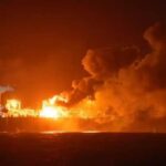 Kapal Tanker Tenggelam Ditembak di Selat Hormuz, Ketegangan Energi Dunia Kian Membara