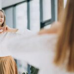 7 Tips Meningkatkan Self-Esteem Anak Perempuan yang Rendah